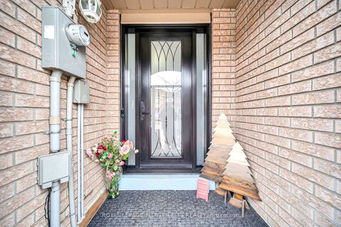 Photo 5 at 15D View Green Crescent, Clairville, Toronto