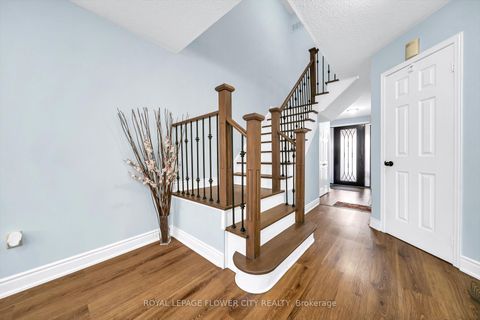 Photo 9 at 15D View Green Crescent, Clairville, Toronto