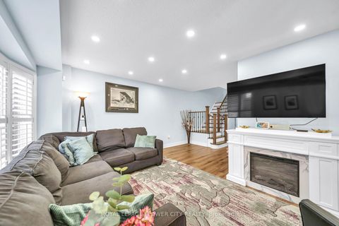Photo 13 at 15D View Green Crescent, Clairville, Toronto