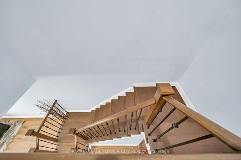 Photo 22 at 15D View Green Crescent, Clairville, Toronto