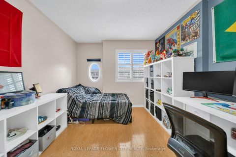 Photo 26 at 15D View Green Crescent, Clairville, Toronto