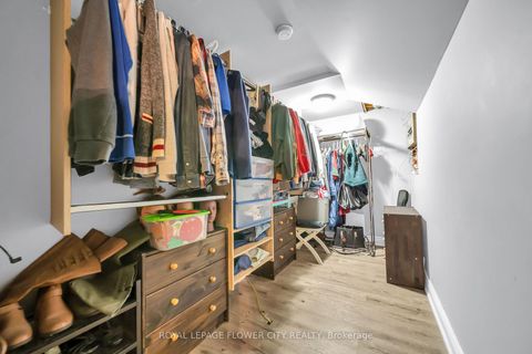 Photo 35 at 15D View Green Crescent, Clairville, Toronto