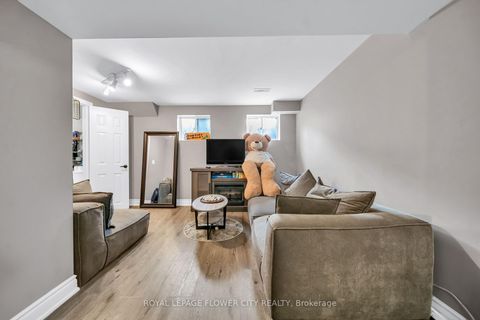 Photo 38 at 15D View Green Crescent, Clairville, Toronto