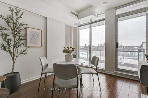 Photo 10 at 501 - 30 Canterbury Place, Willowdale West, Toronto