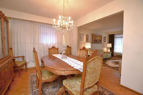 Photo 6 at 564 Christie Street, Wychwood, Toronto