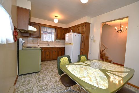 Photo 8 at 564 Christie Street, Wychwood, Toronto