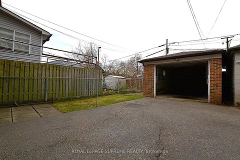 Photo 22 at 564 Christie Street, Wychwood, Toronto