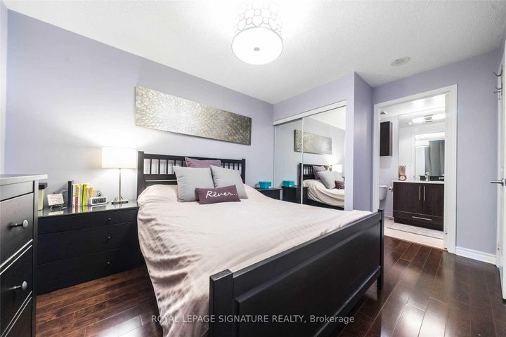 Photo 8 at 536 - 2885 Bayview Avenue, Bayview Village, Toronto