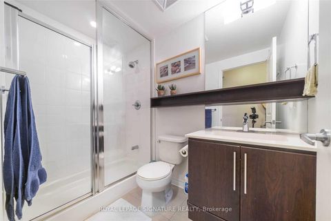 Photo 12 at 536 - 2885 Bayview Avenue, Bayview Village, Toronto