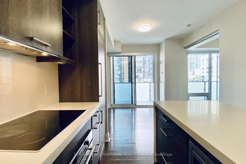 Photo 9 at 2309 - 1080 Bay Street, Bay Street Corridor, Toronto