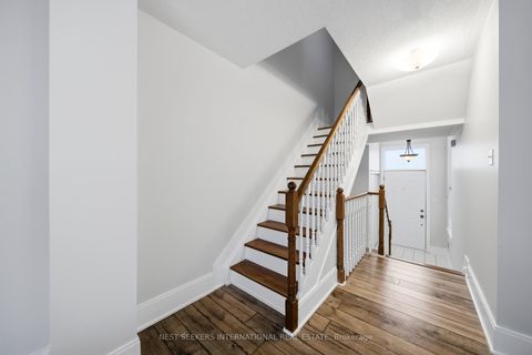 Photo 8 at 1 - 217 Woodbridge Avenue, West Woodbridge, Vaughan