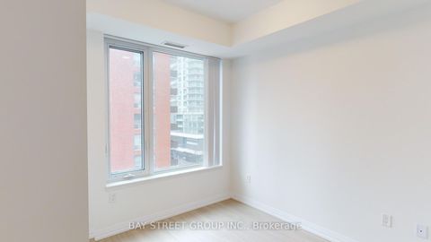 Photo 9 at 817 - 50 Dunfield Avenue, Mount Pleasant West, Toronto