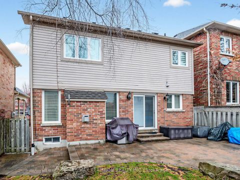 Photo 4 at 57 Skipton Trail, Bayview Wellington, Aurora