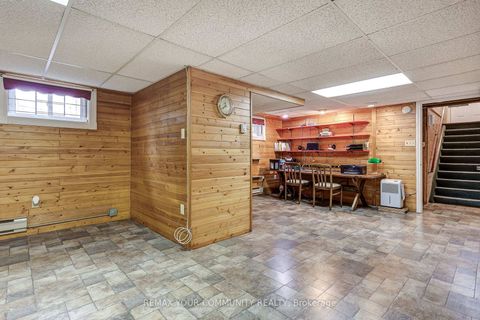 Photo 33 at 30 Dunning Avenue, Aurora Village, Aurora