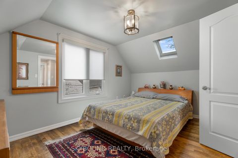 Photo 16 at 790 The Queensway, Queensway, Toronto