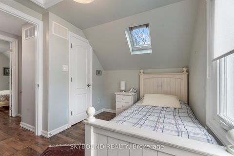 Photo 20 at 790 The Queensway, Queensway, Toronto