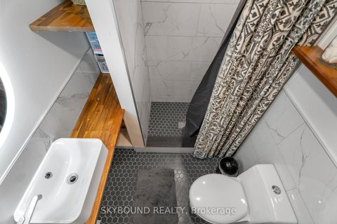 Photo 31 at 790 The Queensway, Queensway, Toronto