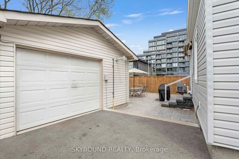 Photo 34 at 790 The Queensway, Queensway, Toronto