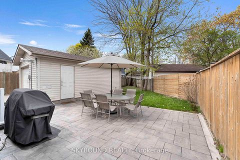 Photo 35 at 790 The Queensway, Queensway, Toronto