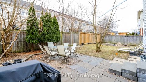 Photo 6 at 29 The Queensway, Shore, Barrie