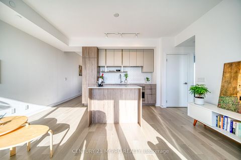 Photo 5 at 2111 - 15 Holmes Avenue, Willowdale East, Toronto