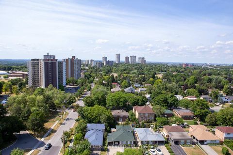 Photo 13 at 1407 - 128 Fairview Mall Drive, Don Valley Village, Toronto