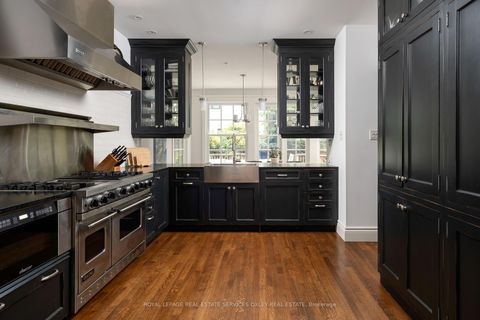 Photo 7 at 7 Binscarth Road, Moore Park, Toronto