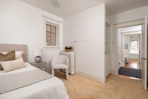 Photo 22 at 7 Binscarth Road, Moore Park, Toronto