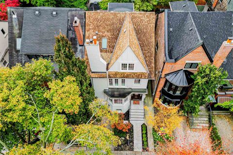 Photo 39 at 7 Binscarth Road, Moore Park, Toronto