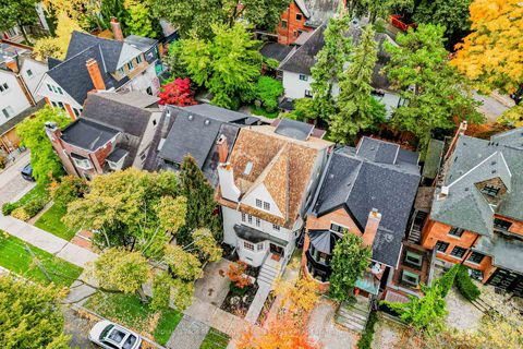 Photo 40 at 7 Binscarth Road, Moore Park, Toronto