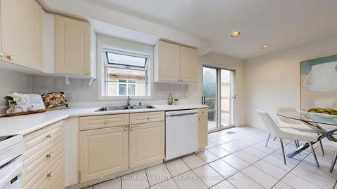 Photo 13 at 107 Roseborough Crescent, Uplands, Vaughan