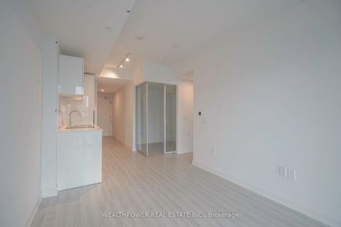 Photo 13 at 2516 - 230 simcoe Street, Chinatown, Toronto