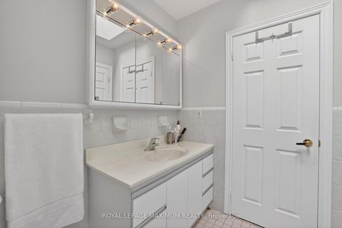 Photo 21 at 163 Durant Avenue, East York, Toronto