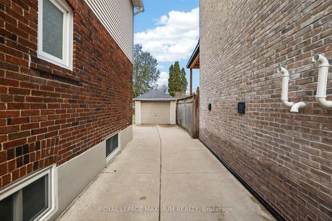 Photo 34 at 163 Durant Avenue, East York, Toronto