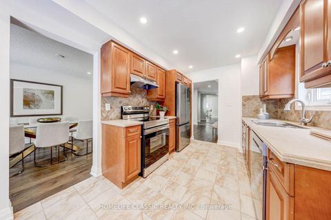 Photo 13 at 56 Gray Crescent, North Richvale, Richmond Hill