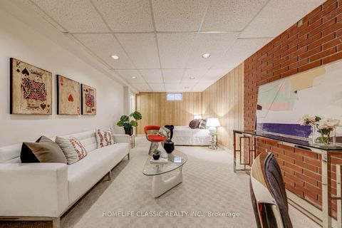 Photo 30 at 56 Gray Crescent, North Richvale, Richmond Hill