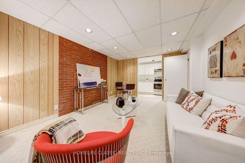 Photo 32 at 56 Gray Crescent, North Richvale, Richmond Hill