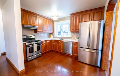 Photo 18 at 1 Bluefin Crescent, Woburn, Toronto