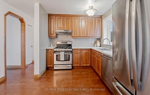 Photo 20 at 1 Bluefin Crescent, Woburn, Toronto