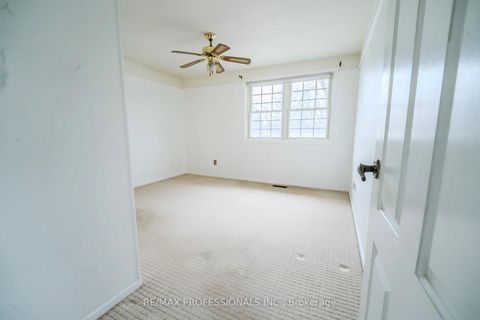 Photo 32 at 1 Bluefin Crescent, Woburn, Toronto