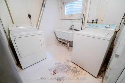 Photo 40 at 1 Bluefin Crescent, Woburn, Toronto