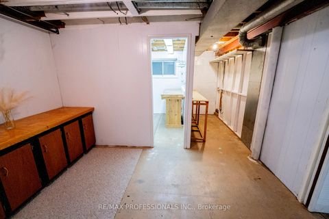 Photo 41 at 1 Bluefin Crescent, Woburn, Toronto