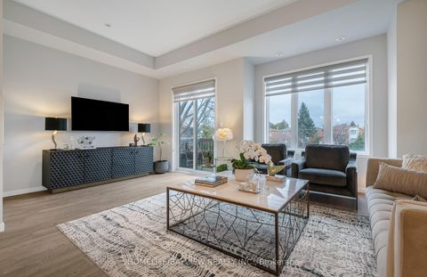 Photo 14 at 12 Genuine Lane, Doncrest, Richmond Hill