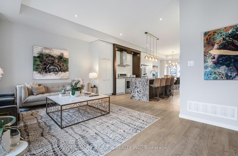 Photo 18 at 12 Genuine Lane, Doncrest, Richmond Hill