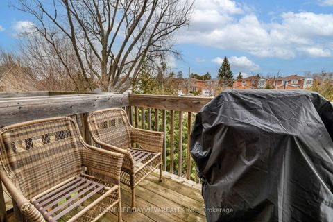 Photo 21 at 12 Genuine Lane, Doncrest, Richmond Hill