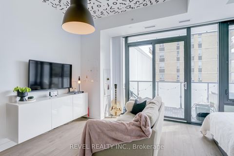 Photo 8 at 609 - 185 Roehampton Avenue, Mount Pleasant West, Toronto