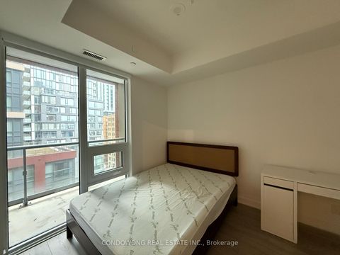 Photo 4 at 912 - 108 Peter Street, Waterfront Communities C1, Toronto