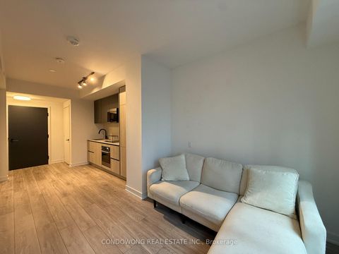 Photo 6 at 912 - 108 Peter Street, Waterfront Communities C1, Toronto