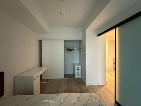 Photo 8 at 912 - 108 Peter Street, Waterfront Communities C1, Toronto