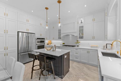 Photo 9 at 5 Phila Lane, Aurora Estates, Aurora